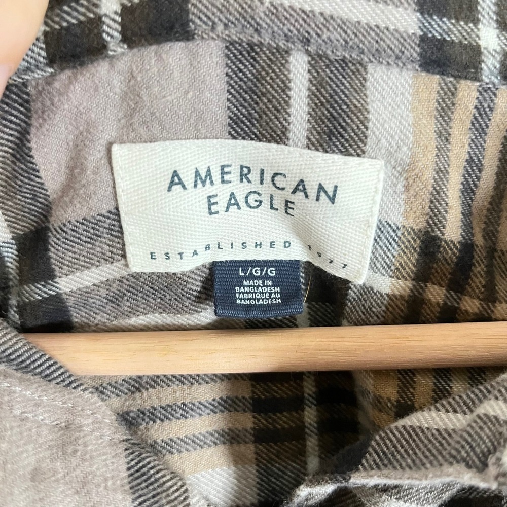 American Eagle Outfitters Plaid Flannel Button Down Shirt Neutral Gorpcore Large - Picture 6 of 7